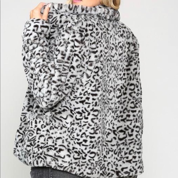 Leopard Jacket - Picture 2 of 3